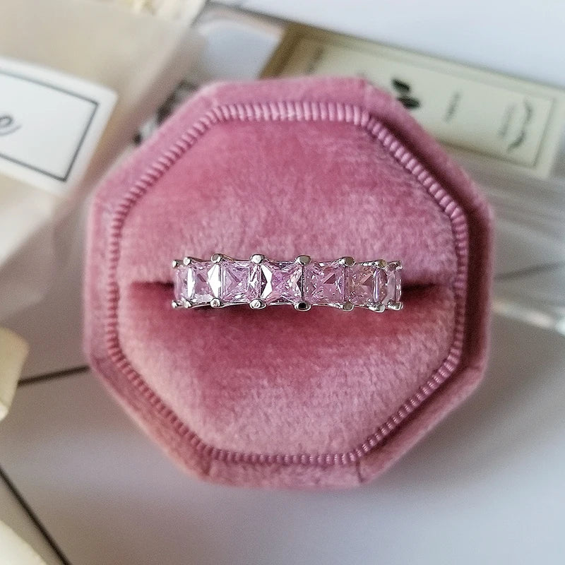 2023 New Luxury Fashion silver color Pink Engagement Wedding Band Eternity Ring For Women Christmas Gift Love Jewelry Z2