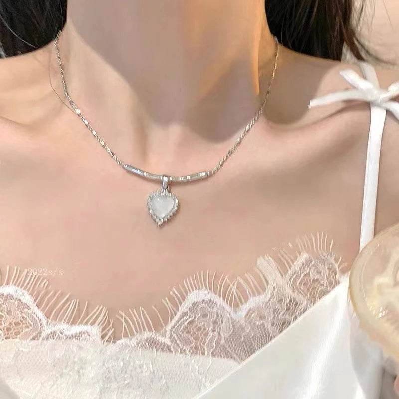 Korea New Design Bowknot Pink Zircon Cross Pendant Necklaces Fashion Temperament Clavicle Chain for Women Trendy Party Jewelry