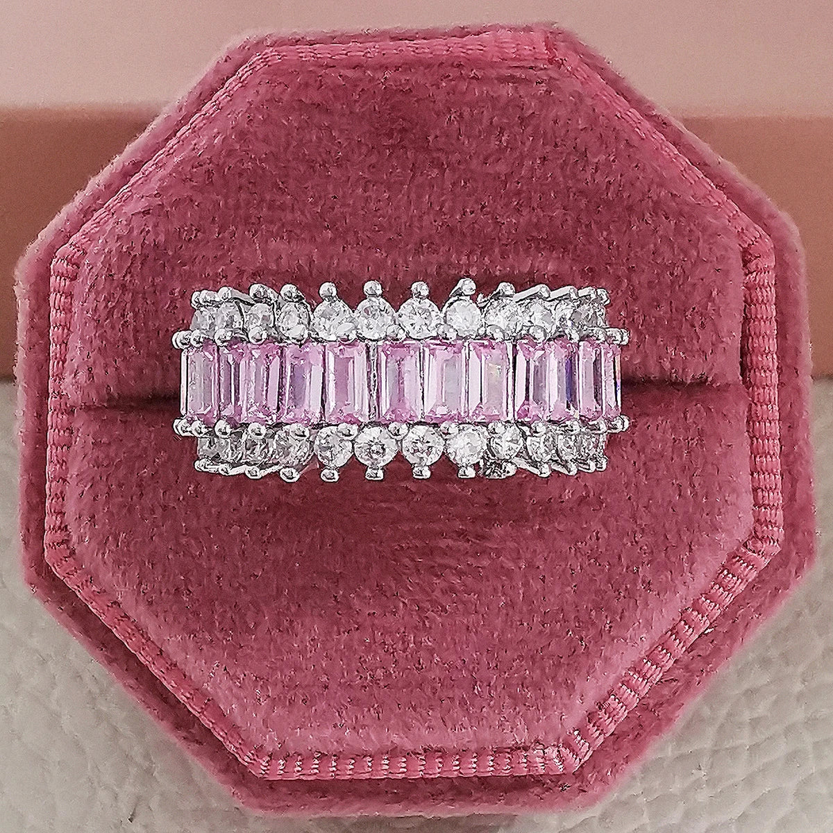 2023 New Luxury Fashion silver color Pink Engagement Wedding Band Eternity Ring For Women Christmas Gift Love Jewelry Z2