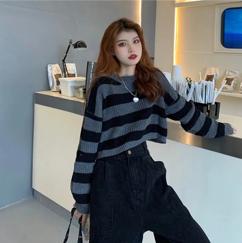 Fashion Cropped Sweater Sexy Tops Women Black White Striped Pullover Knitted Sweater Women Korean Jumper Y2K Goth punk edgy stripped sweater # 158